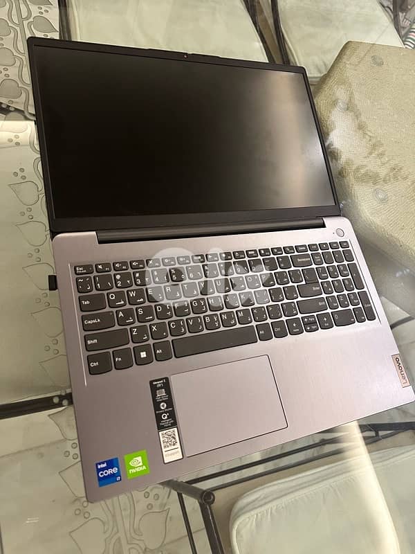 15.6 inch Lenovo Core i7-1165G7 2