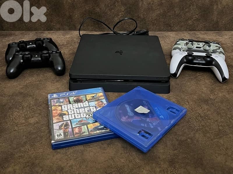 Original ps4 slim for sale 2