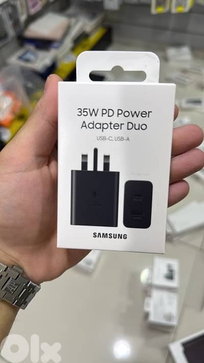 Samsung 35w pd power adapter Duo (usbc,usb-a) 3 pin