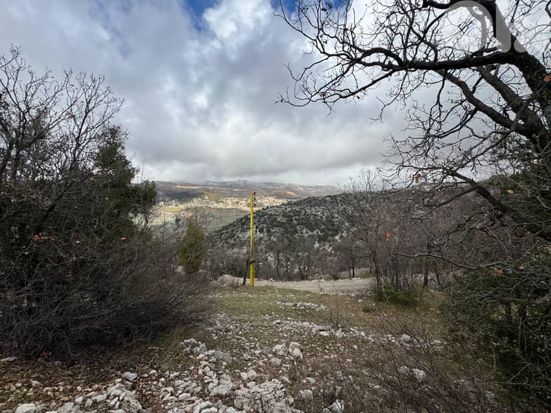 Tarchich | 650m² Land | ZONE 25/50 | Road Access | Open Mountain View 1