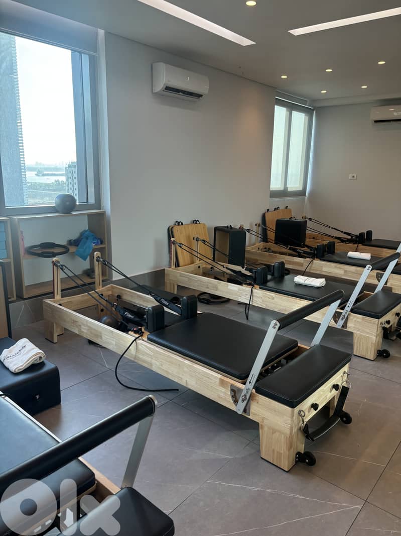 Barely used (2months) reformer Pilates beds 3