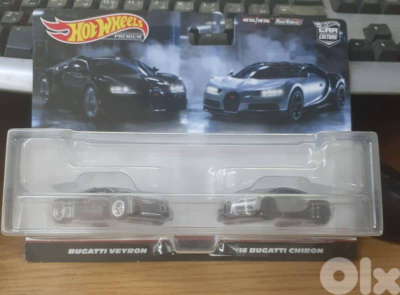 Hot Wheels Premium (2 car set) diecast car model 1;64 3