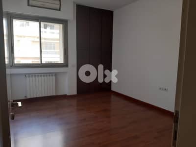 Apartment For Rent in Achrafieh / شقة للاجار في الاشرفيه