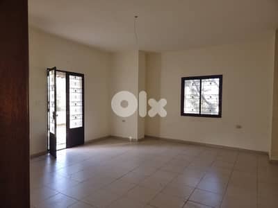 Ground floor 100m 2bedroom+Parking Hazmieh Mar Takla Baabda