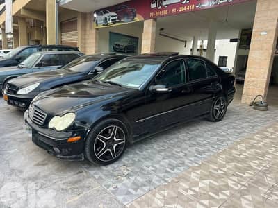 Mercedes-Benz C-230 2005