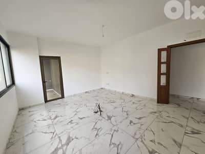 180SQM Apartment for sale in Furn El Chebbak