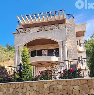 Modern Clinic for Rent in Zalka - عيادة عصرية للإيجار في الزلقا