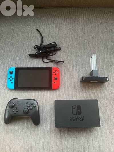 DISCOUNTED Nintendo switch Bundle - Console, Pro Controller & More!