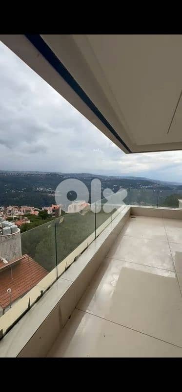 apartment For sale in broummana شقة للبيع في برمانا