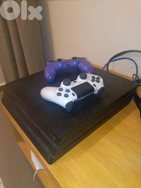 PS4 Pro 1TB Used 1