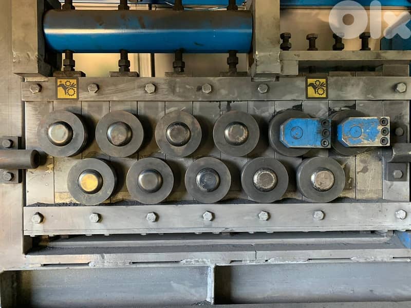 AUTOMATIC CNC STIRRUP BENDING MACHINE 3