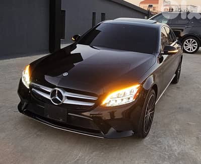 Mercedes-Benz C300 4Matic 2019 Clean Carfax