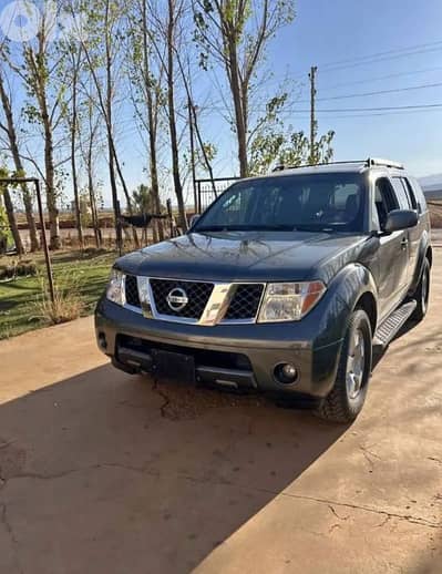Nissan Pathfinder 2005