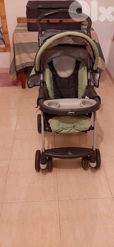 Poussette / عربایۃ للاطفال