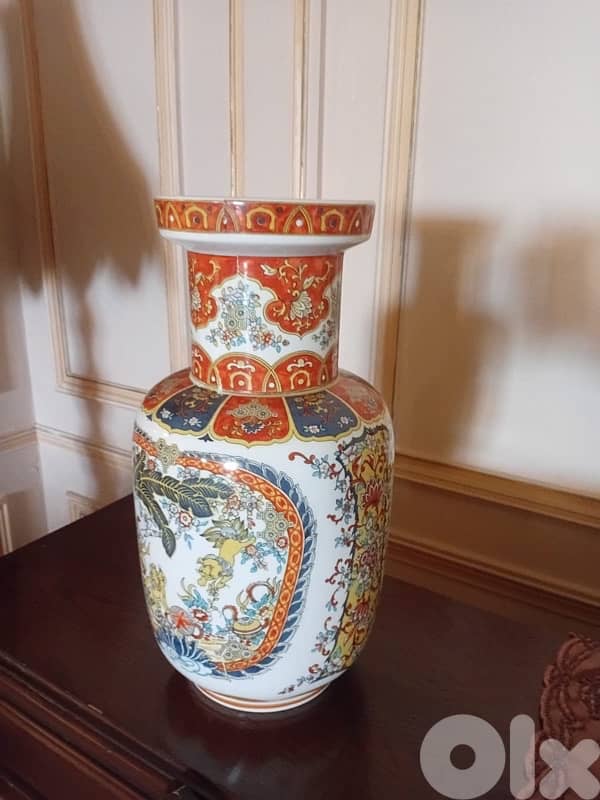 decorative vase 2