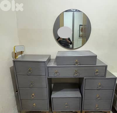 غرفة نوم كاملة Full bedroom