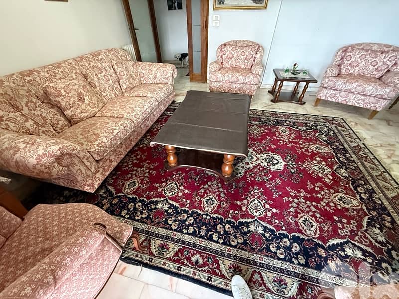 Large Persian Style Carpet – Beautiful Design – Good Condition 2