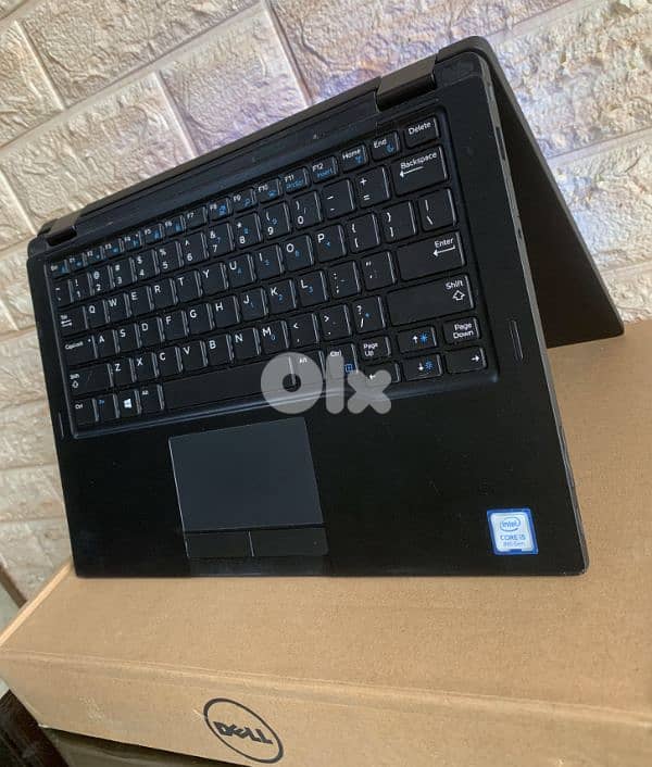 Dell 7390 2-in-1 Touch Flip generation 8 2