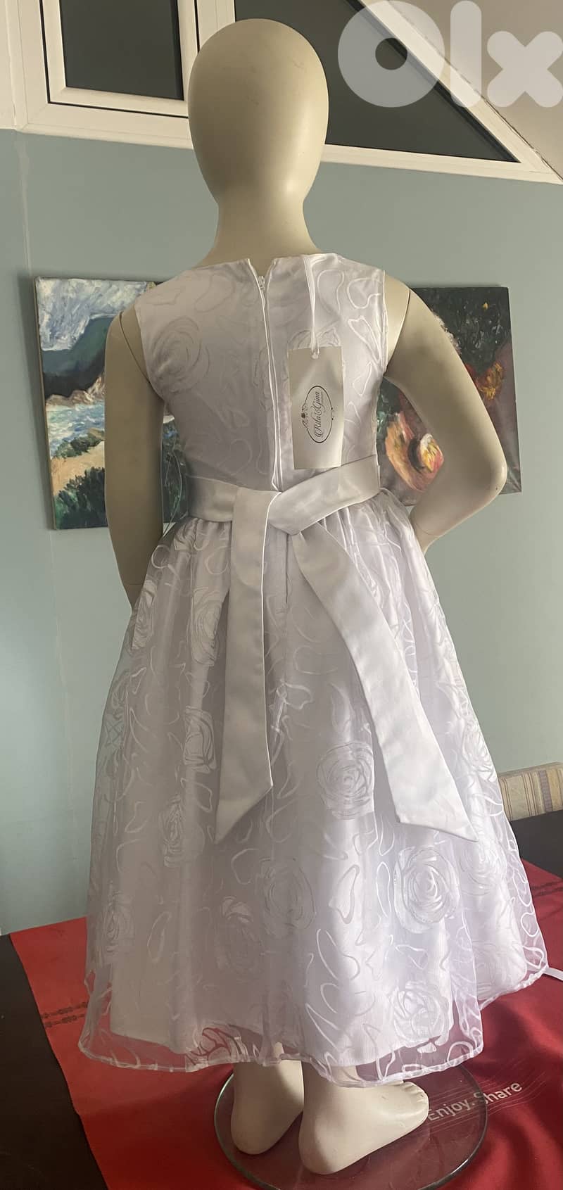 Girl's white dress 2