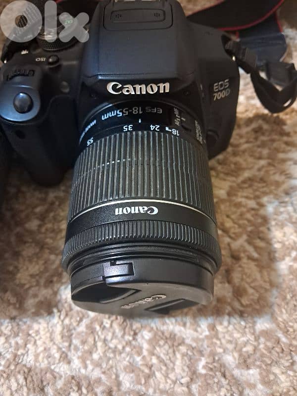 canon 700d very good condition 4