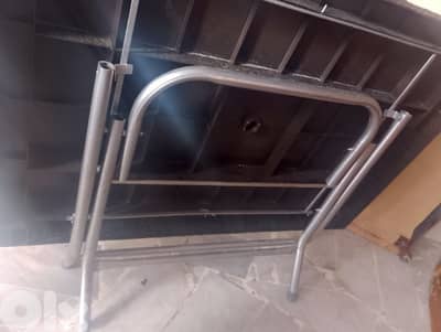 طاوله بيتنطوي