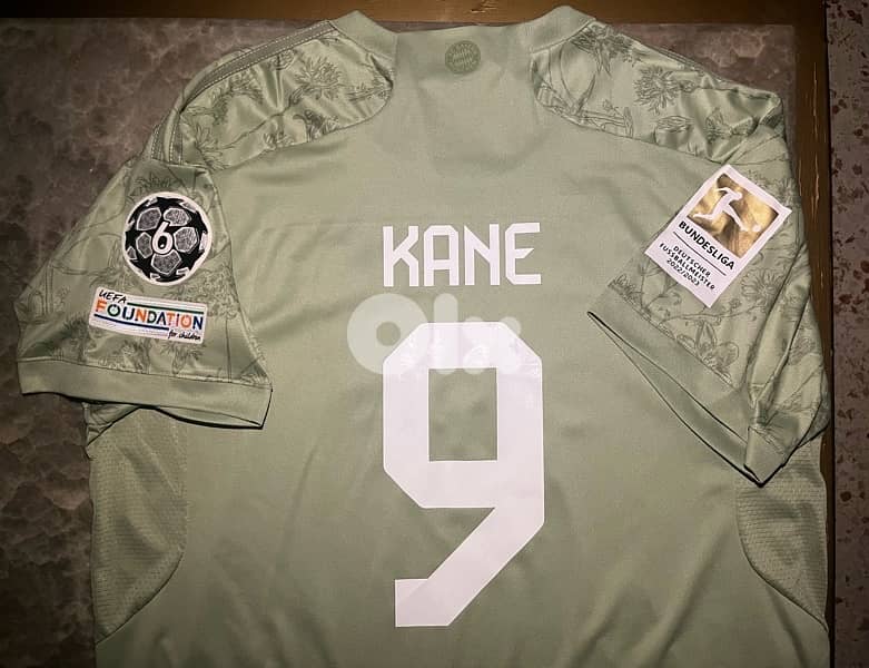 Bayern Munich 22/23 third adidas kit kane 9 1