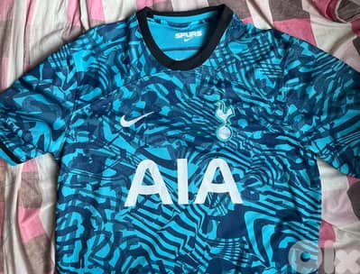Tottenham hotspurs third kit 2022 richarlison 9 champions font