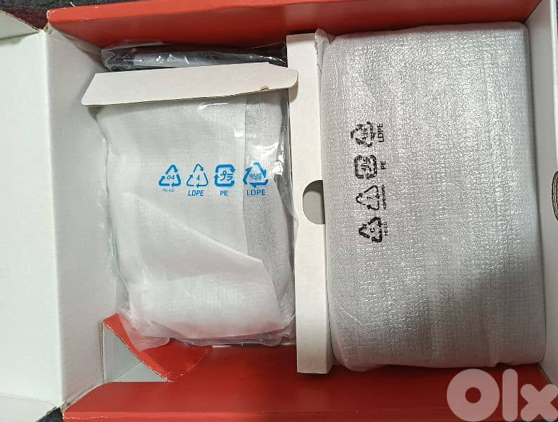 NINTENDO SWITCH NEW OLED 16