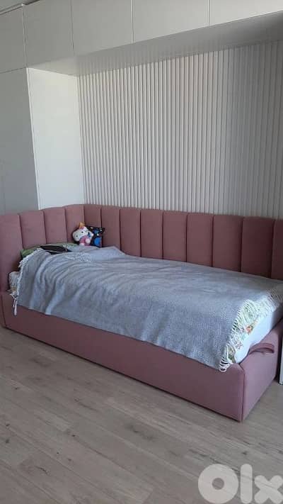 تخت منجد بالكامل مع مفرش حديد هيدروليك مع صندوق (High Quality)