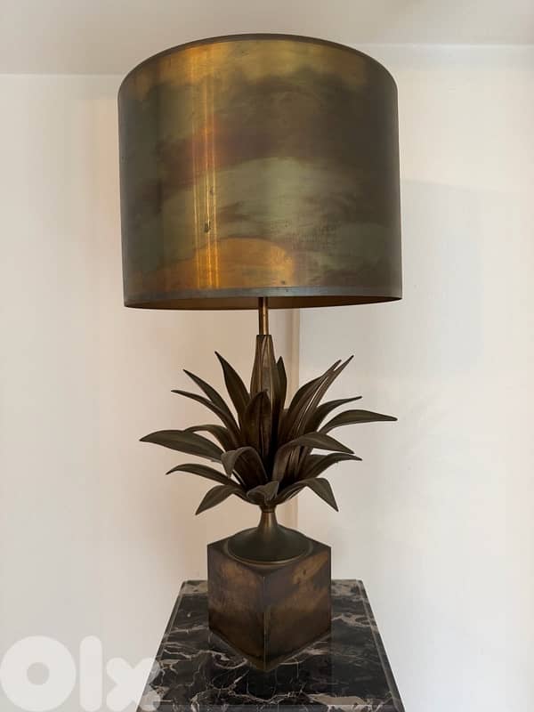 Luxury Marble Pedestal Column with Bronze Lamp 5