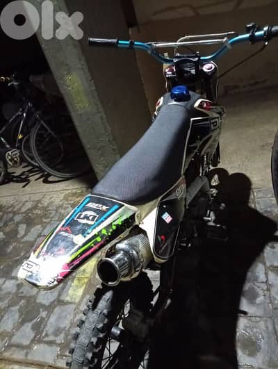 موتور استرالي عمر ١٣