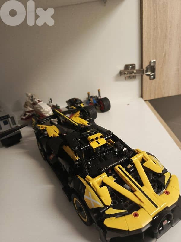 Lego Bugatti Yellow 2
