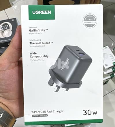 Ugreen 30w 2-port Gan Fast charger  3pin black