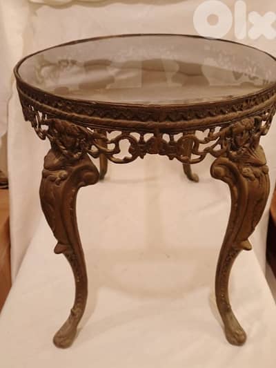 طاولة برونز أنتيك