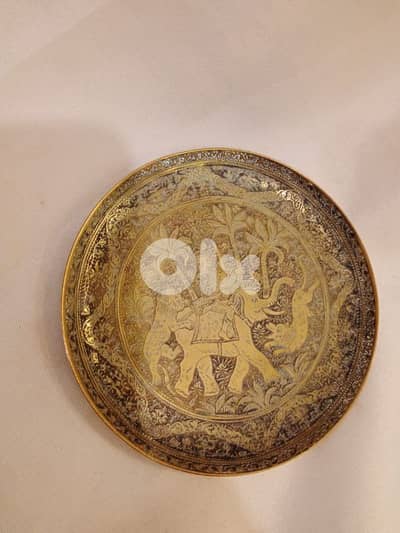 صحن نحاس فارسي أنتيك