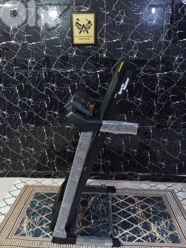 2.0HP, Treadmill machine, Model Sport master , max users weight 120. KG 2