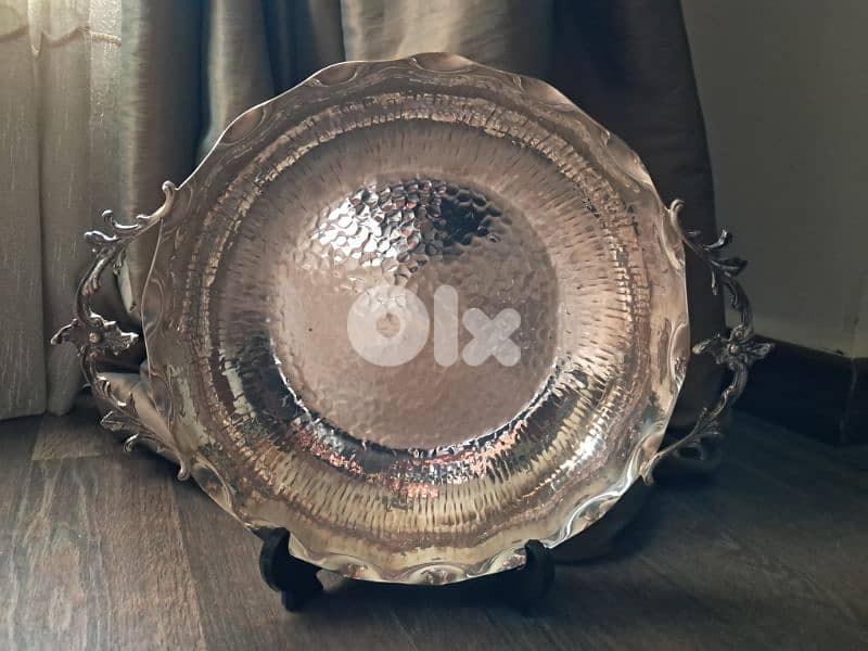 Plateau Vintage Chic Silver Plated Martelé – Élégance Intemporelle 3