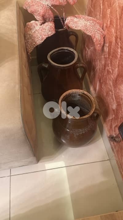 Antique Armenian clay jars – 100+ handmade