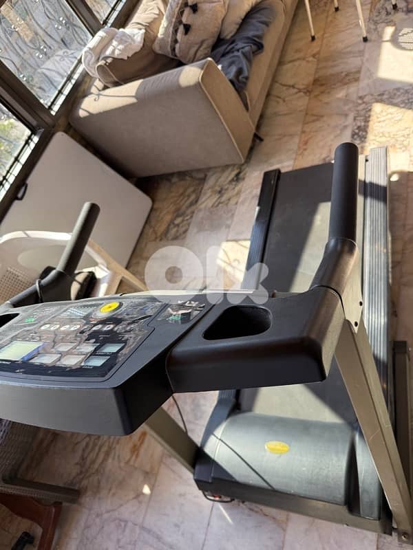 Treadmills and Cardio machines 3