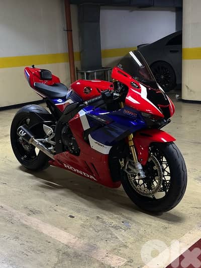 CBR 1000 RR-R SP