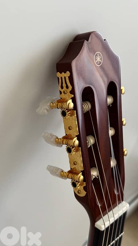 Yamaha C70 Classical Guitar Natural 2