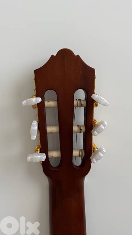 Yamaha C70 Classical Guitar Natural 7