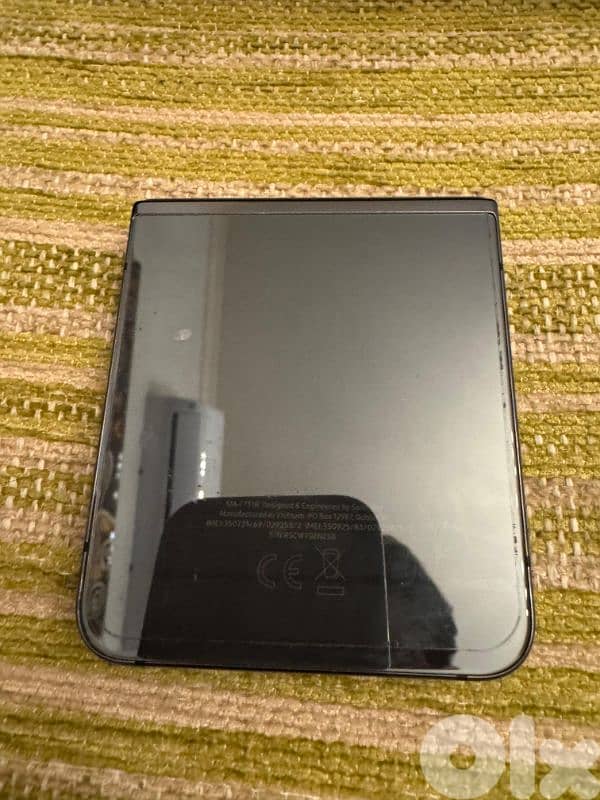 samsung z flip 5 super clean 2