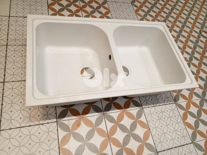 Resin kitchen sink 1