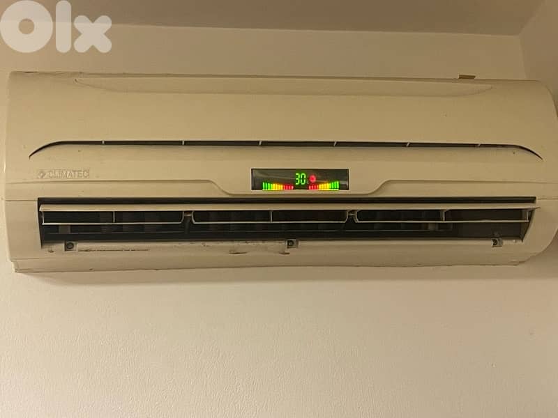 5 A/Cs 9000 BTU in great conditions CLIMATEC & BLUMATIC 2