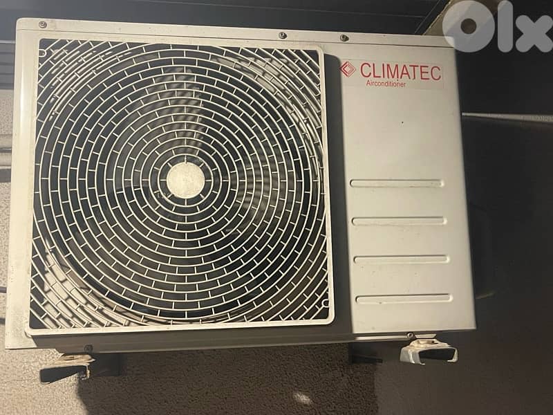 5 A/Cs 9000 BTU in great conditions CLIMATEC & BLUMATIC 7