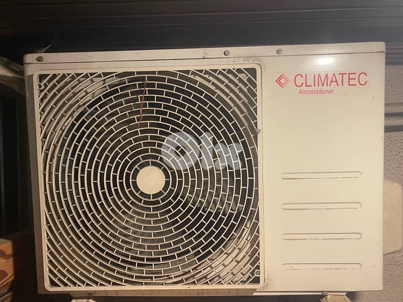 5 A/Cs 9000 BTU in great conditions CLIMATEC & BLUMATIC 8
