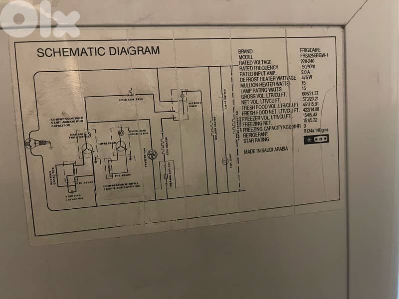 FRIGIDAIRE refrigerator in excellent conditions 1