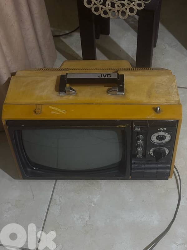 Vintage 1970 JVC Portable CRT TV 3440 CQUHF - All Working! 2