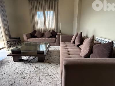 For Sale: Elegant Modern Living Room Set – Excellent Condition